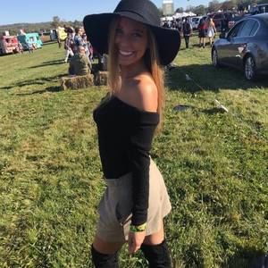 Meet your Posher, Ashley